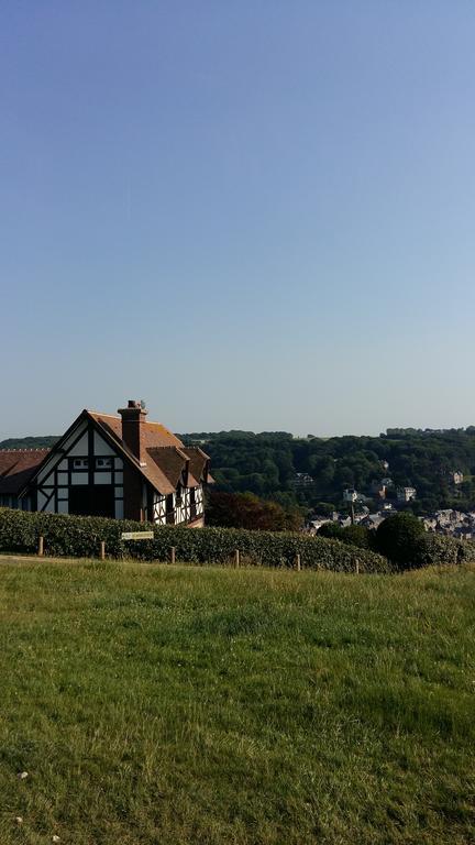 Les Galets Bleus Bed & Breakfast Etretat Exterior photo